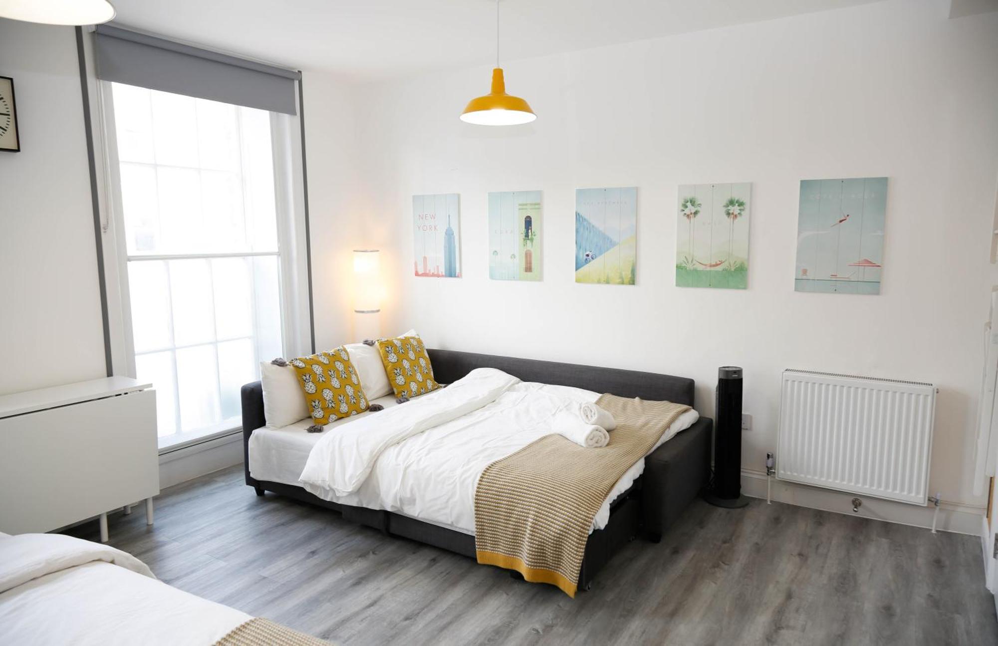 Luxury Rooms In Camden Town Near Shops, Cafes, Bars & Metro With Shared Bathrooms Londres Extérieur photo