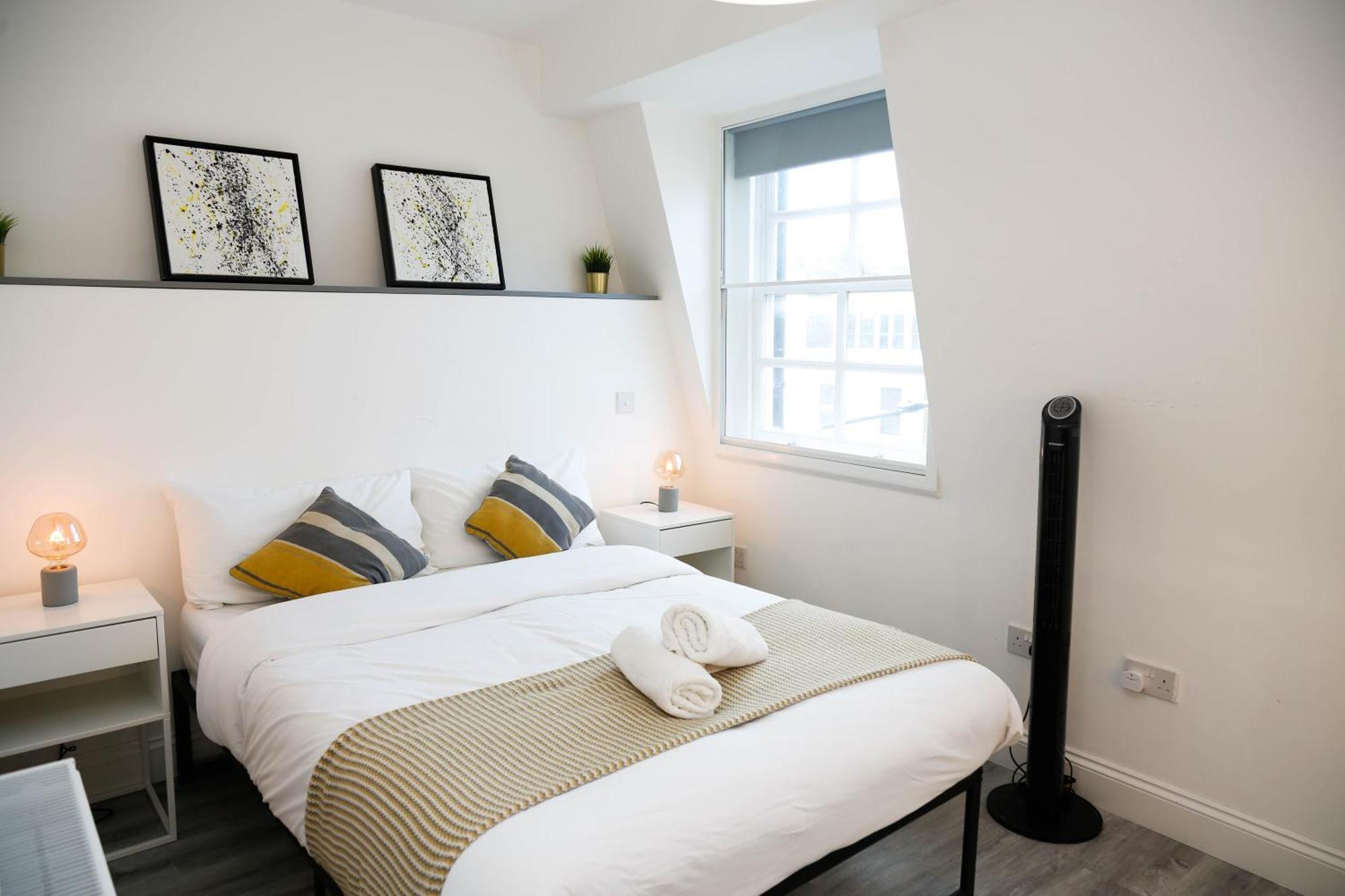 Luxury Rooms In Camden Town Near Shops, Cafes, Bars & Metro With Shared Bathrooms Londres Extérieur photo