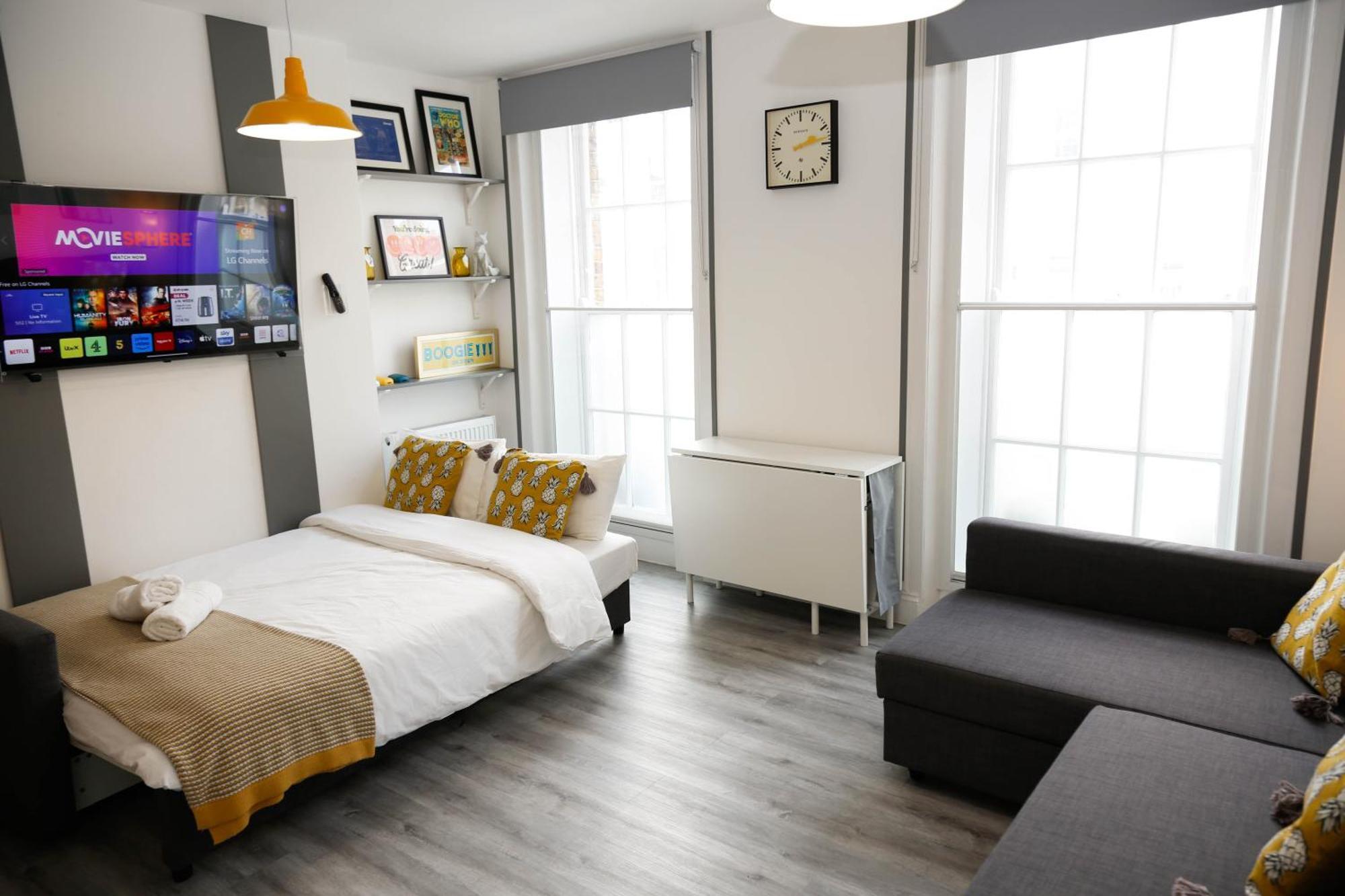 Luxury Rooms In Camden Town Near Shops, Cafes, Bars & Metro With Shared Bathrooms Londres Extérieur photo