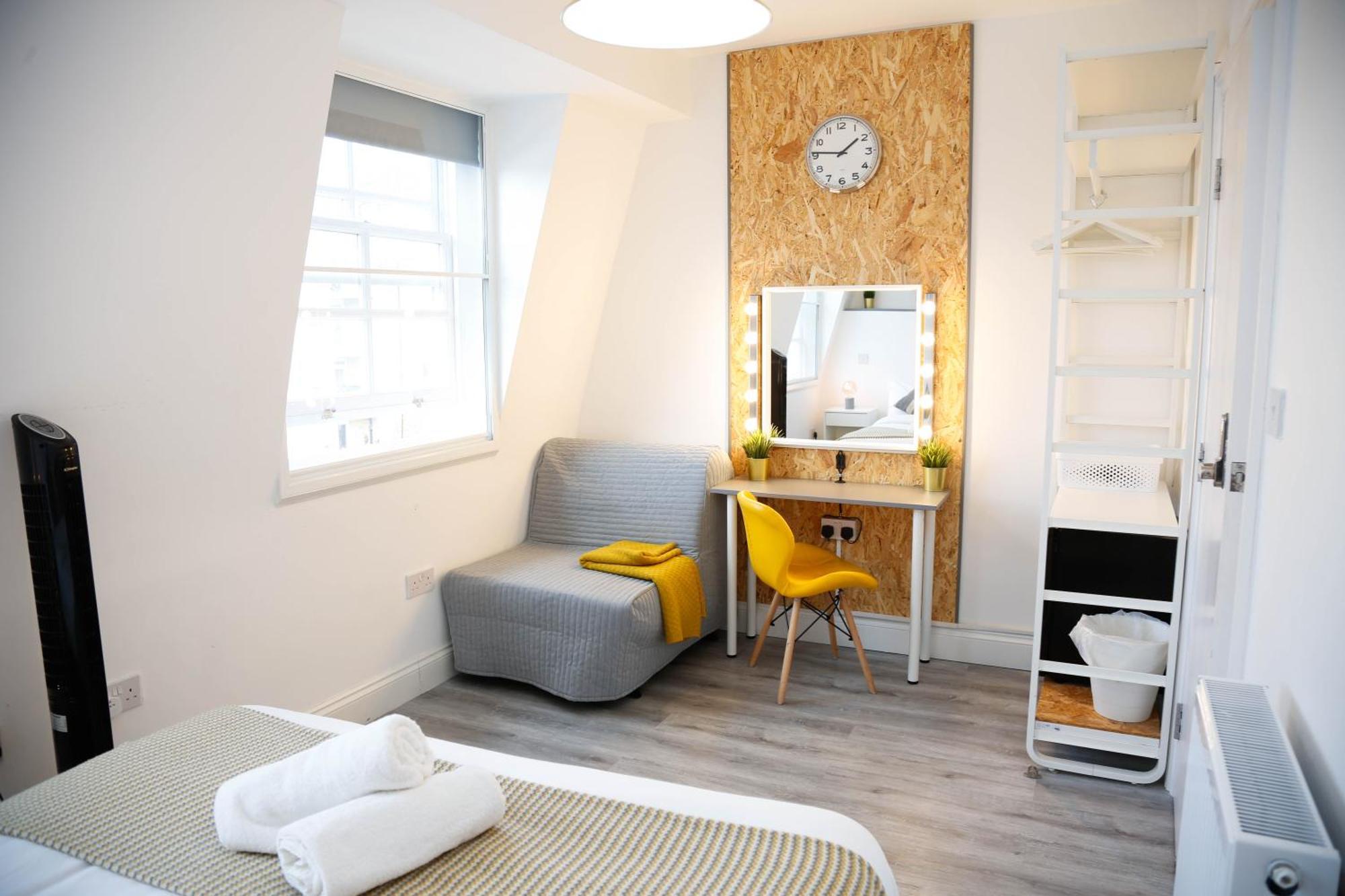 Luxury Rooms In Camden Town Near Shops, Cafes, Bars & Metro With Shared Bathrooms Londres Extérieur photo